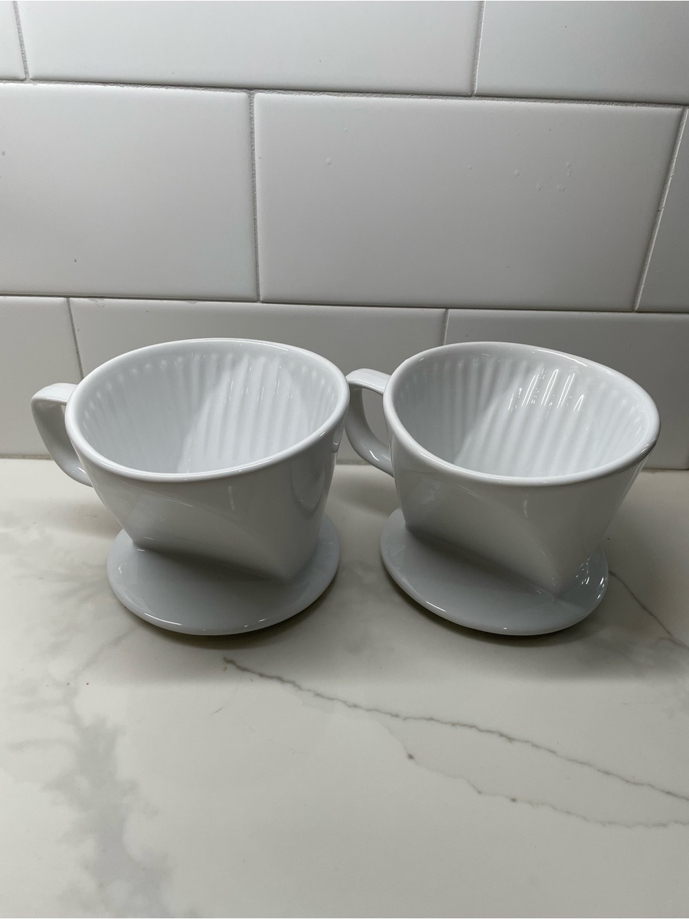 (1) Rare Sur La Table Ceramic Pour Over Coffee Dripper XL 4 Hole White